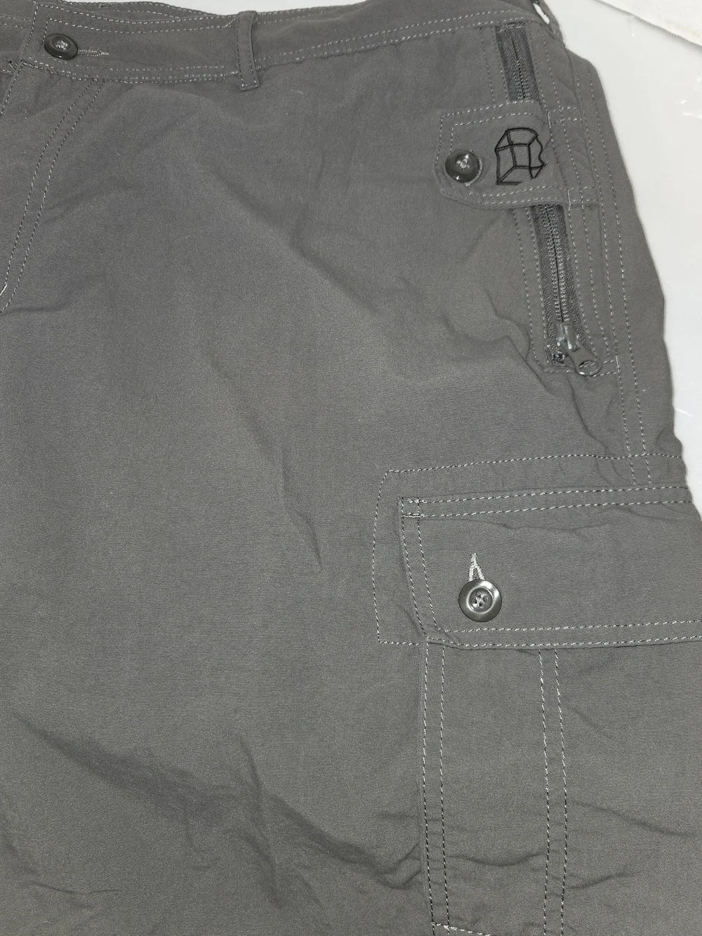 Clothing Arts Gray Utility Cargo Mens Shorts Size 40